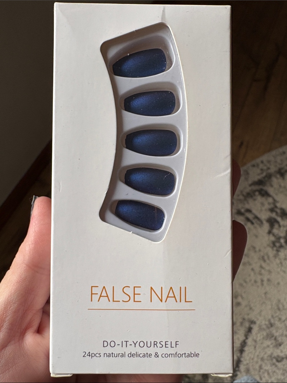New in box Shiny blue press on nails 24pc